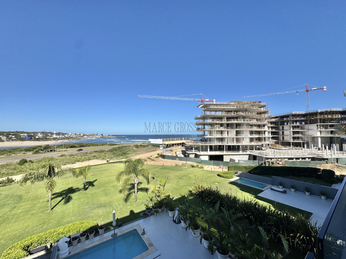 Apartamento ID.199 - TIBURON TERRAZAS BARRA APARTAMENTO VENTA DE 3 SUITES + DEPENDENCIA PUNTA DEL ESTE