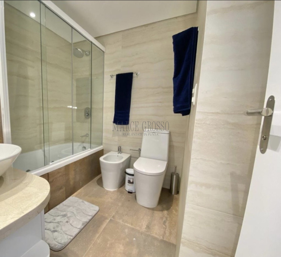 Apartamento ID.198 - MIAMI BOULEVARD VENTA DE APARTAMENTO DE 3 DORMITORIOS PUNTA DEL ESTE