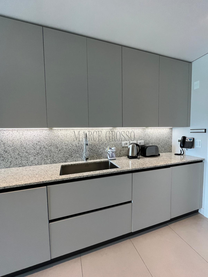 Apartamento ID.204 - Lujoso Apartamento en venta y alquiler. Temporada.