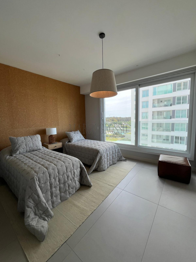 Apartamento ID.204 - Lujoso Apartamento en venta y alquiler. Temporada.