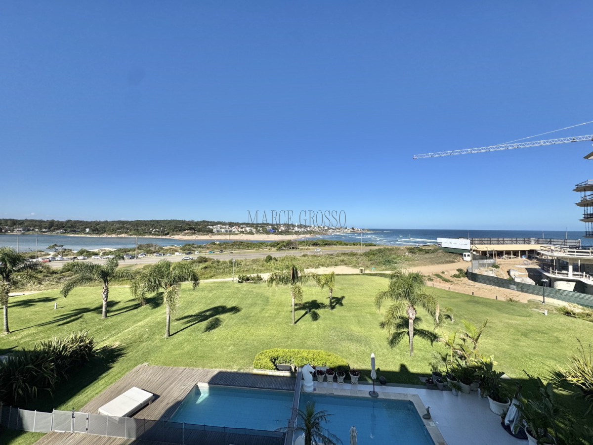 Apartamento ID.199 - TIBURON TERRAZAS BARRA APARTAMENTO VENTA DE 3 SUITES + DEPENDENCIA PUNTA DEL ESTE