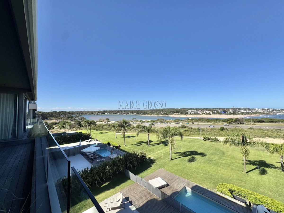 Apartamento ID.199 - TIBURON TERRAZAS BARRA APARTAMENTO VENTA DE 3 SUITES + DEPENDENCIA PUNTA DEL ESTE