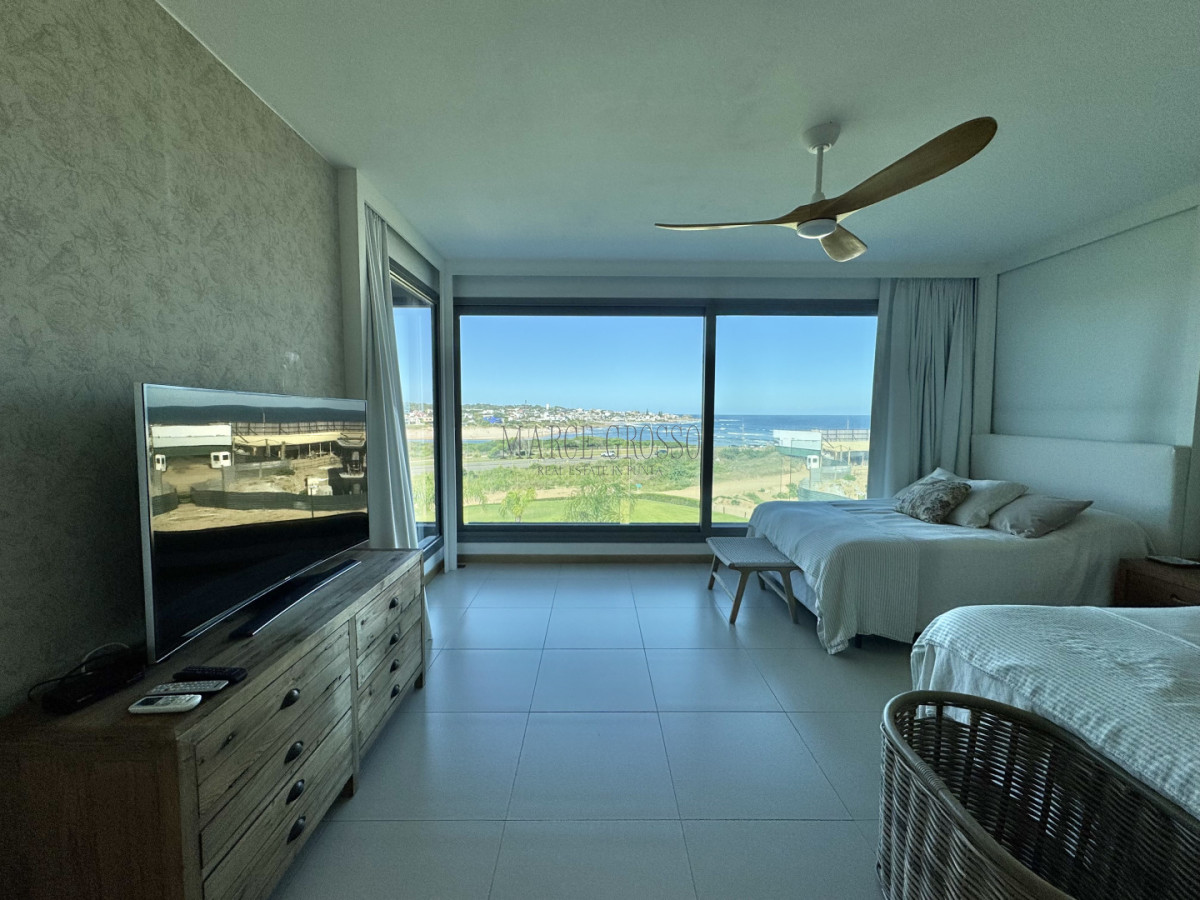 Apartamento ID.199 - TIBURON TERRAZAS BARRA APARTAMENTO VENTA DE 3 SUITES + DEPENDENCIA PUNTA DEL ESTE