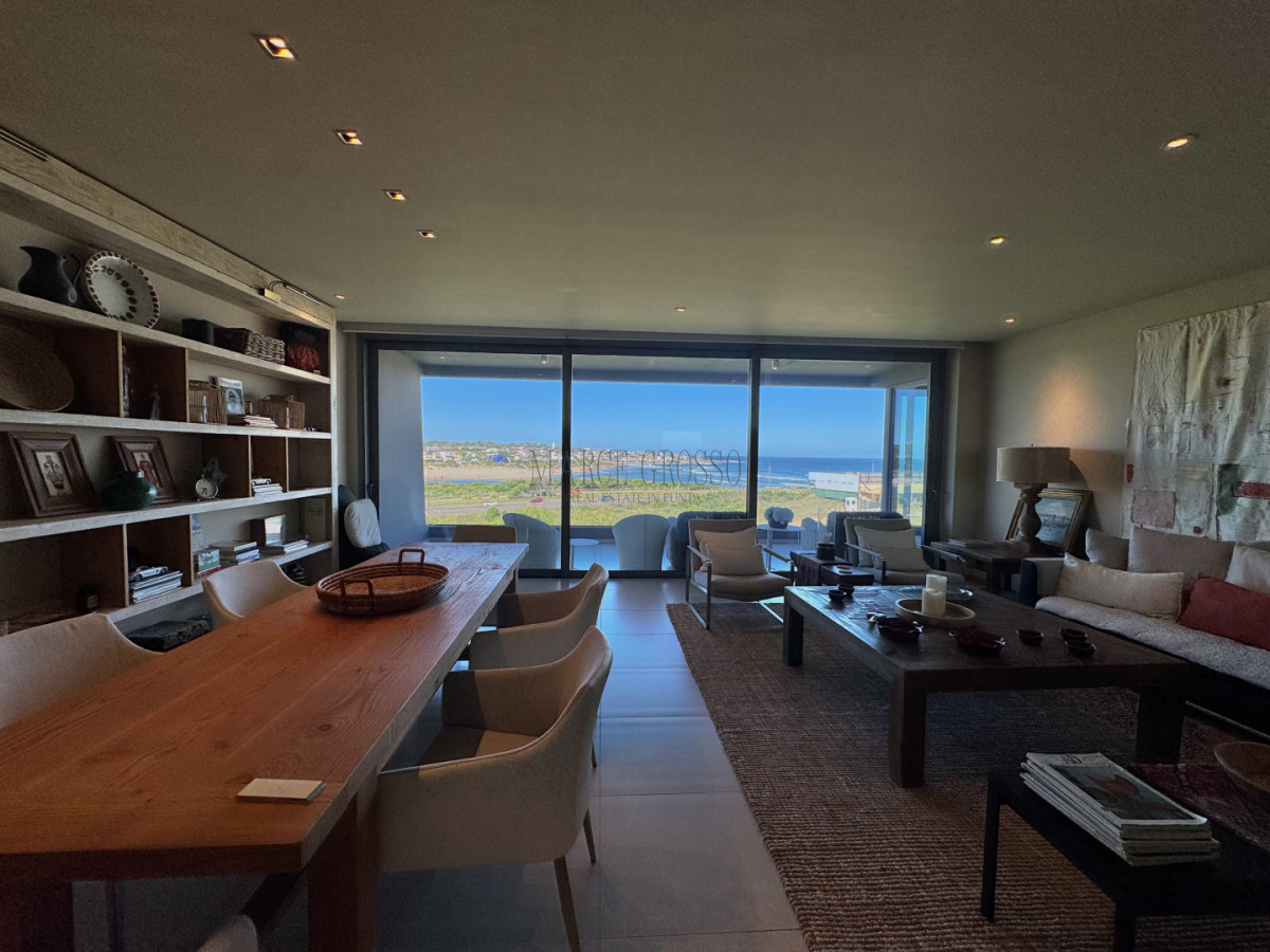 Apartamento ID.199 - TIBURON TERRAZAS BARRA APARTAMENTO VENTA DE 3 SUITES + DEPENDENCIA PUNTA DEL ESTE