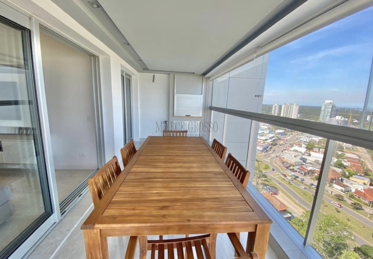 Apartamento ID.198 - MIAMI BOULEVARD VENTA DE APARTAMENTO DE 3 DORMITORIOS PUNTA DEL ESTE