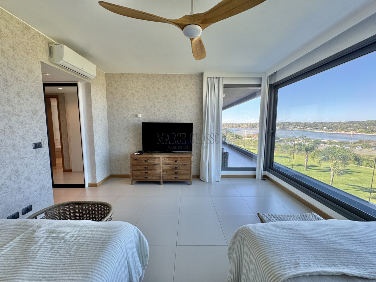 Apartamento ID.199 - TIBURON TERRAZAS BARRA APARTAMENTO VENTA DE 3 SUITES + DEPENDENCIA PUNTA DEL ESTE
