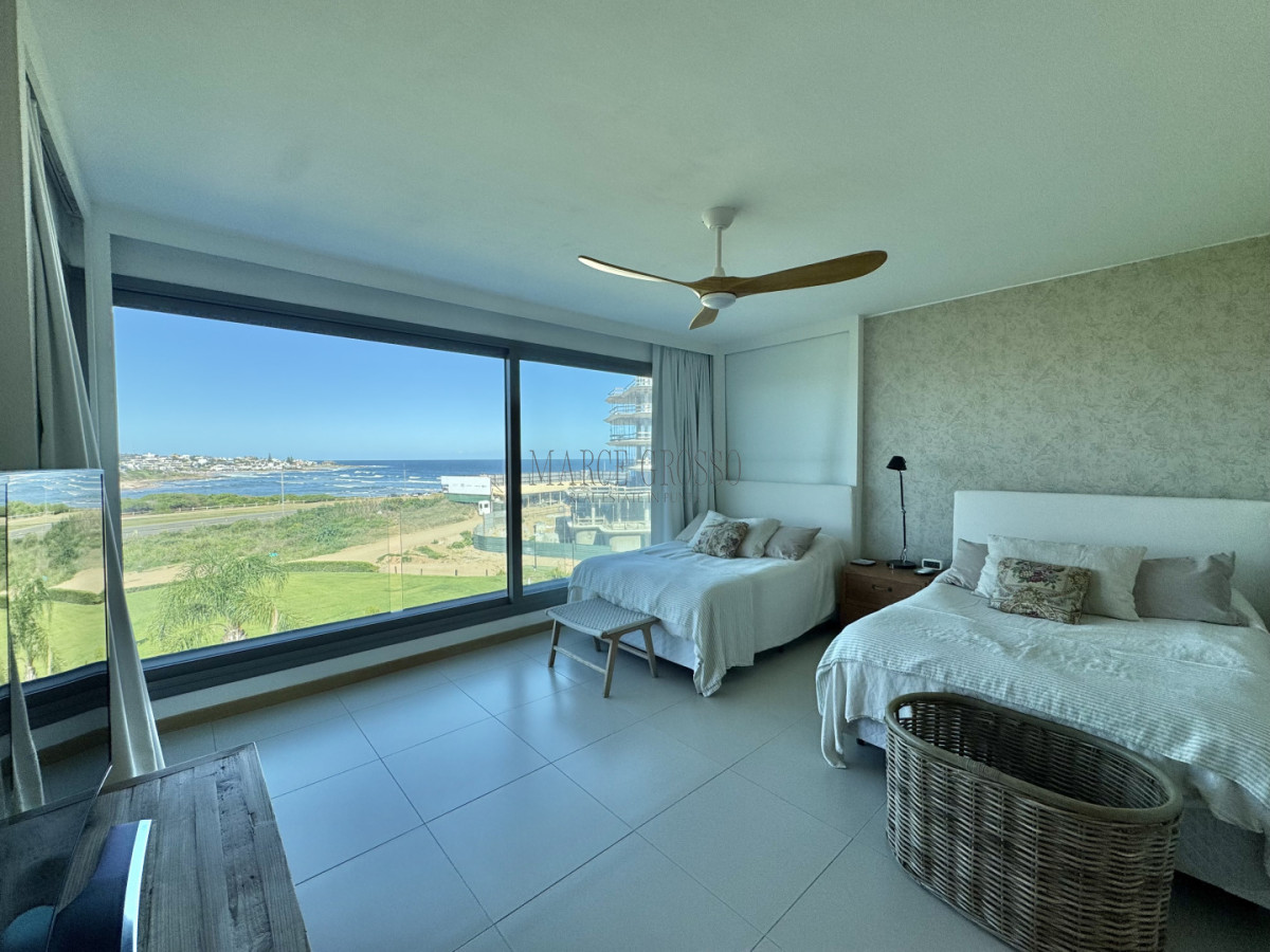 Apartamento ID.199 - TIBURON TERRAZAS BARRA APARTAMENTO VENTA DE 3 SUITES + DEPENDENCIA PUNTA DEL ESTE
