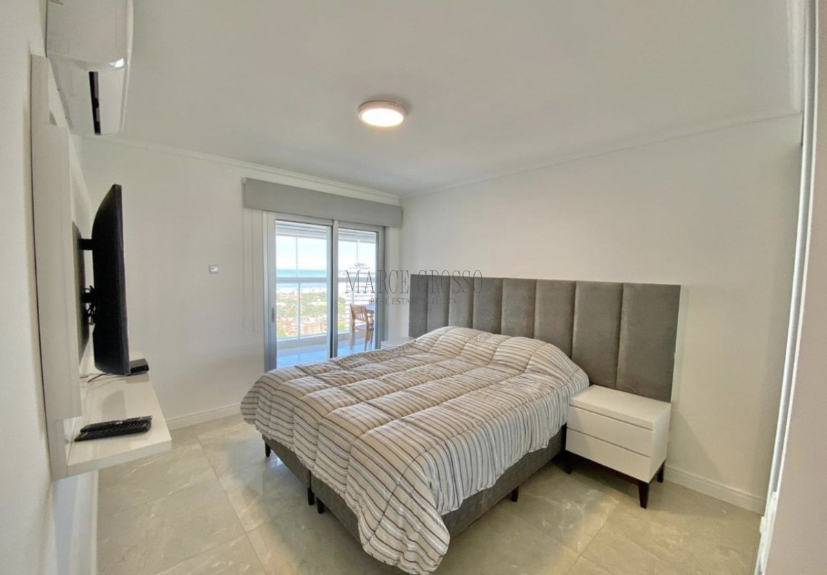 Apartamento ID.198 - MIAMI BOULEVARD VENTA DE APARTAMENTO DE 3 DORMITORIOS PUNTA DEL ESTE