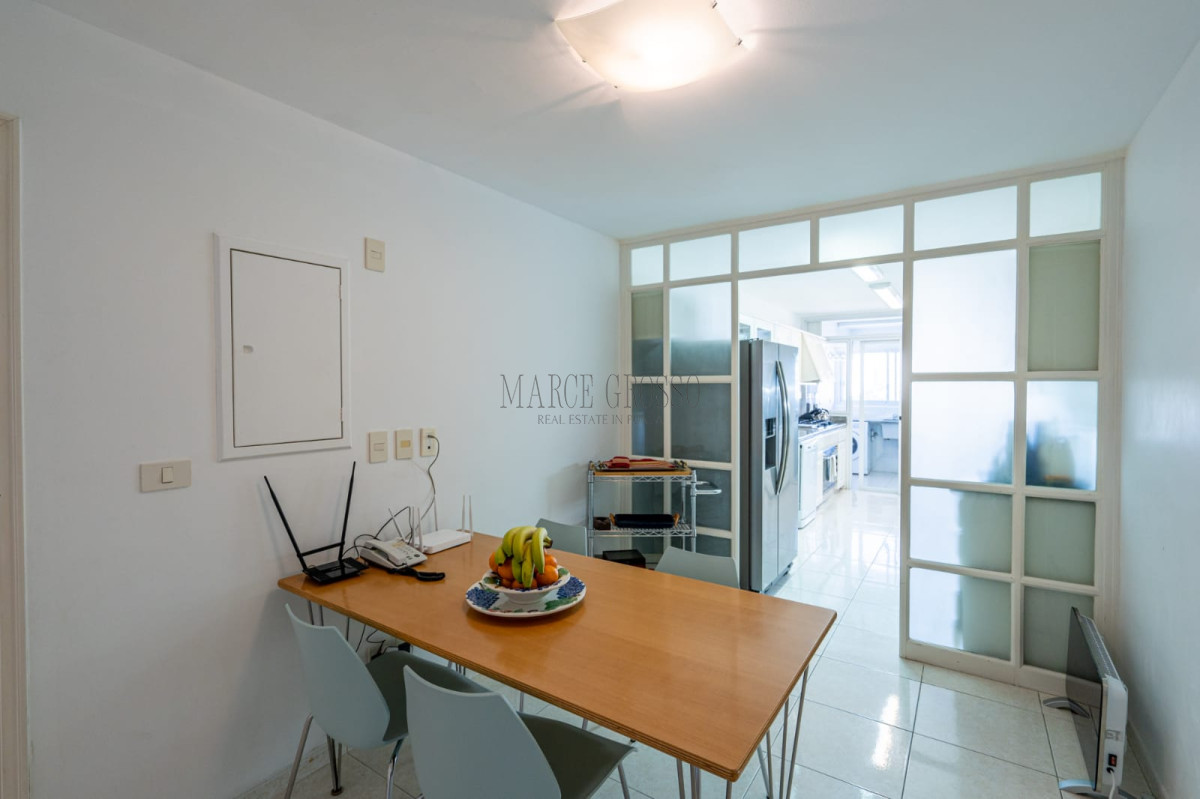 Apartamento ID.190 - Apartamento en Venta y Alquiler, Mansa, Punta del Este