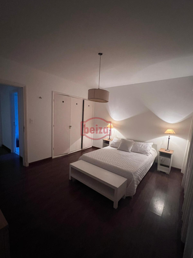 Casa ID.166088/Playa-Mansa-a-150-metros-de-la-costa - Chalet en Venta - Estupendo para vivienda de todo el año