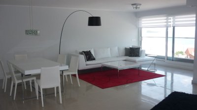 Apartamento en Venta y Alquiler, Mansa, Punta del Este, 3 Dormitorios.