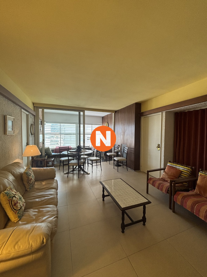 Apartamento, Peninsula, Punta del Este, 2 Dormitorios - NLV200988A