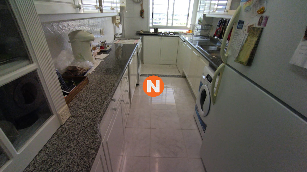 Apartamento Ref.323 - Apartamento en Venta y Alquiler, Mansa, Punta del Este, 3 Dormitorios.