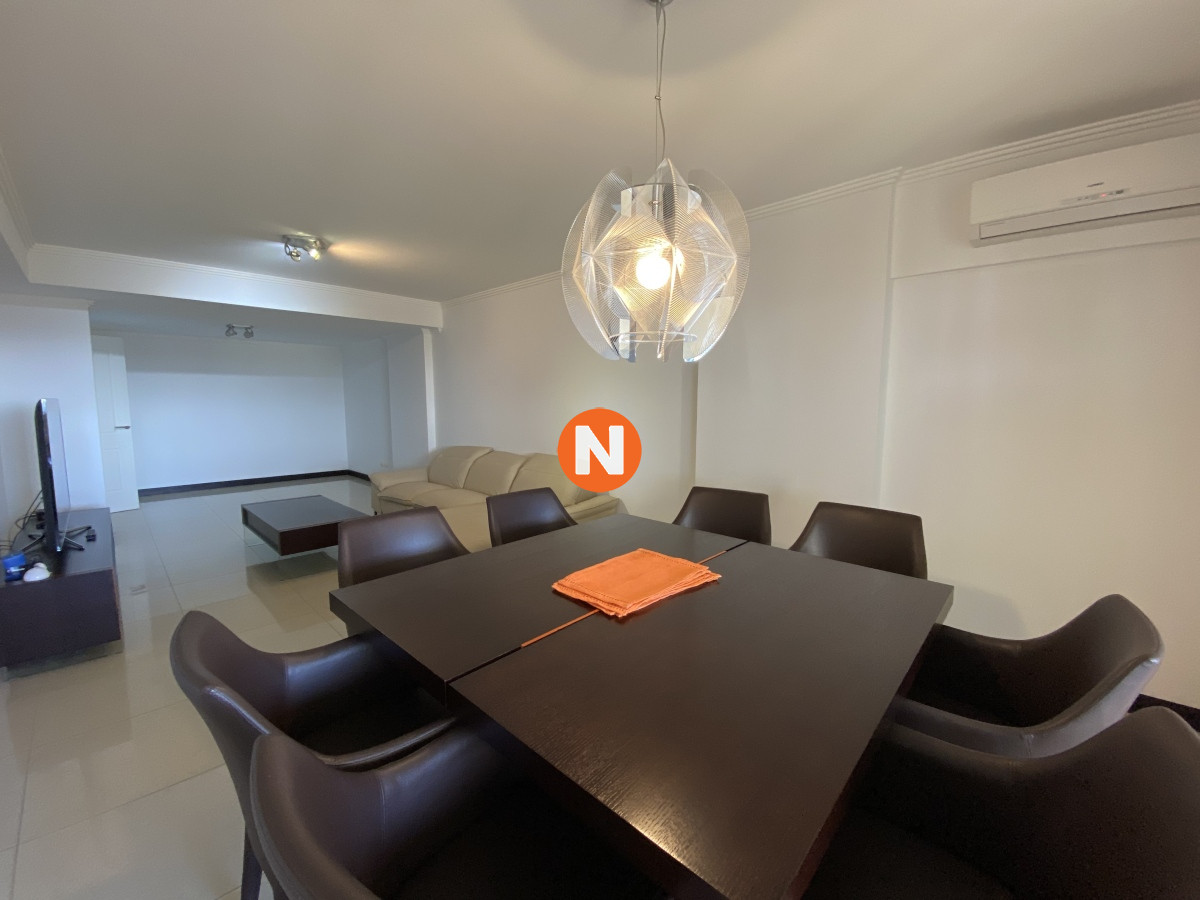 Apartamento Ref.201558 - Apartamento en Venta, Brava, Punta del Este, 4 Dormitorios.