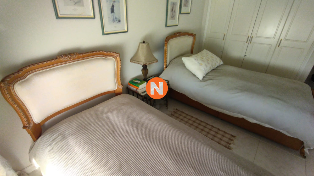 Apartamento Ref.323 - Apartamento en Venta y Alquiler, Mansa, Punta del Este, 3 Dormitorios.