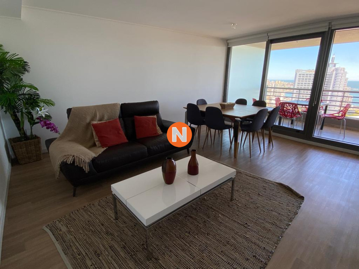 Venta de apartamento de 3 ambientes en Aidy Grill, Punta del Este - NLV218214A