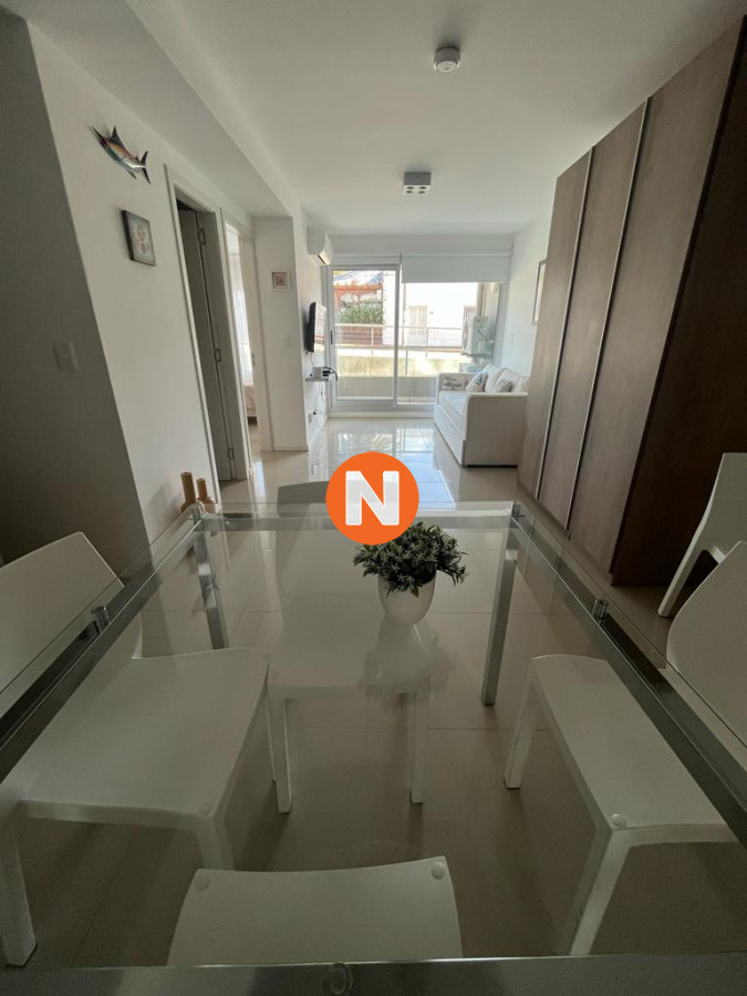 Apartamento Ref.9111 - Apartamento en Venta y Alquiler, Mansa, Punta del Este, 3 Dormitorios.