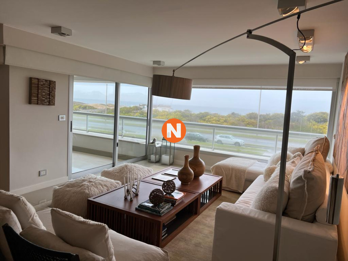 Apartamento Ref.219717 - Espectacular Apartamento frente a la playa brava