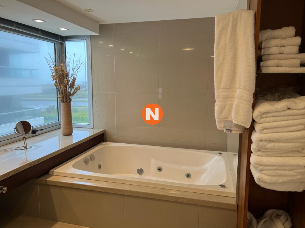 Apartamento Ref.219717 - Espectacular Apartamento frente a la playa brava
