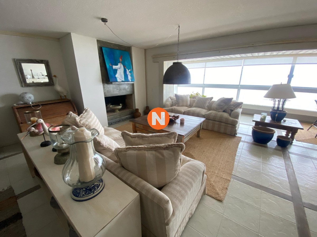 Apartamento Ref.201881 - Apartamento en Venta Playa Brava, Punta del Este, 3 Dormitorios.