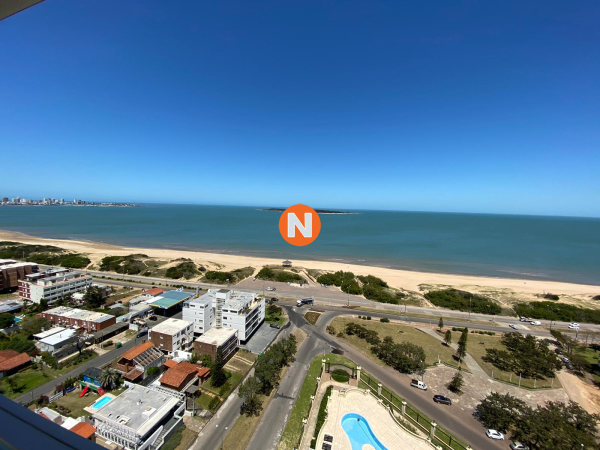 Apartamento Ref.204027 - VENTA DE APARTAMENTO DE 3 DORMITORIOS EN MANSA PUNTA DEL ESTE EN EDIFICIO LE JARDIN PUNTA DEL ESTE