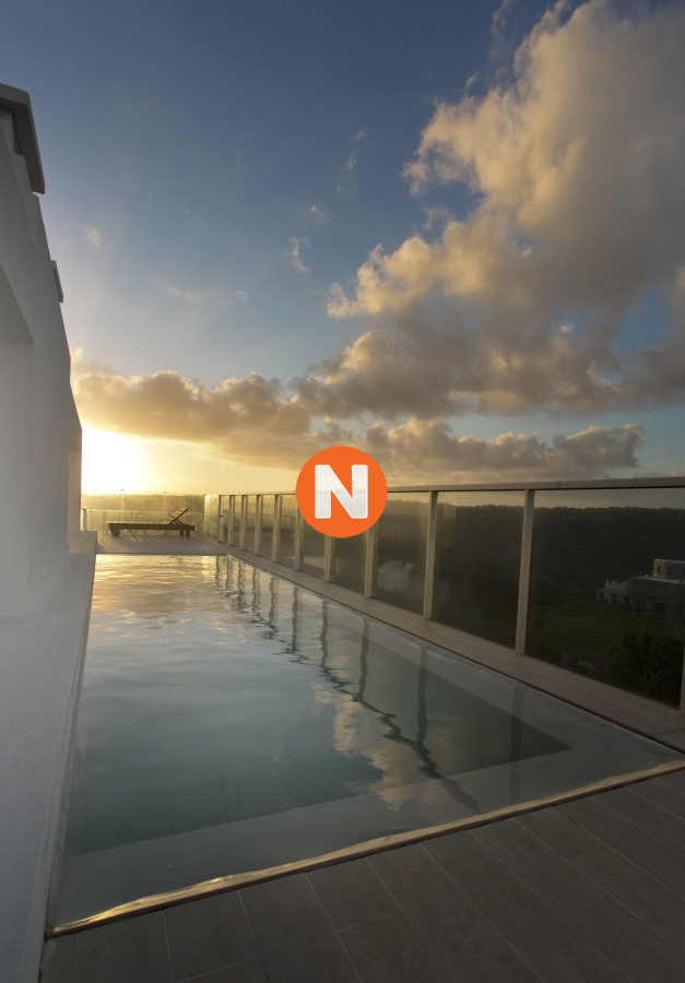 Venta Penthouse 4 dormitorios Punta del Este - NLV221716A