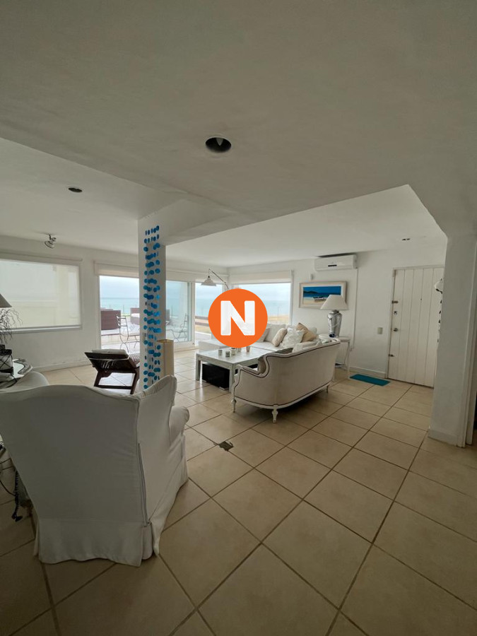 Apartamento Ref.219741 - Apartamento a la venta en Pinares, Punta del Este 4 Dormitorios