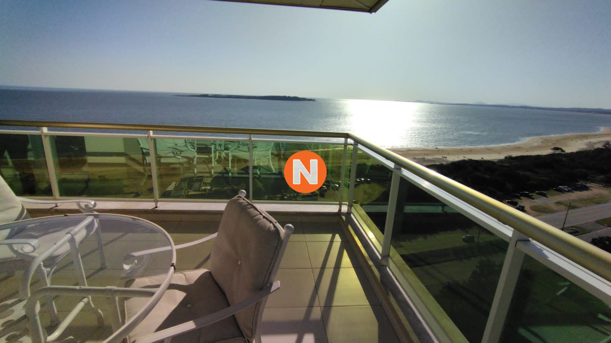 Apartamento Ref.323 - Apartamento en Venta y Alquiler, Mansa, Punta del Este, 3 Dormitorios.