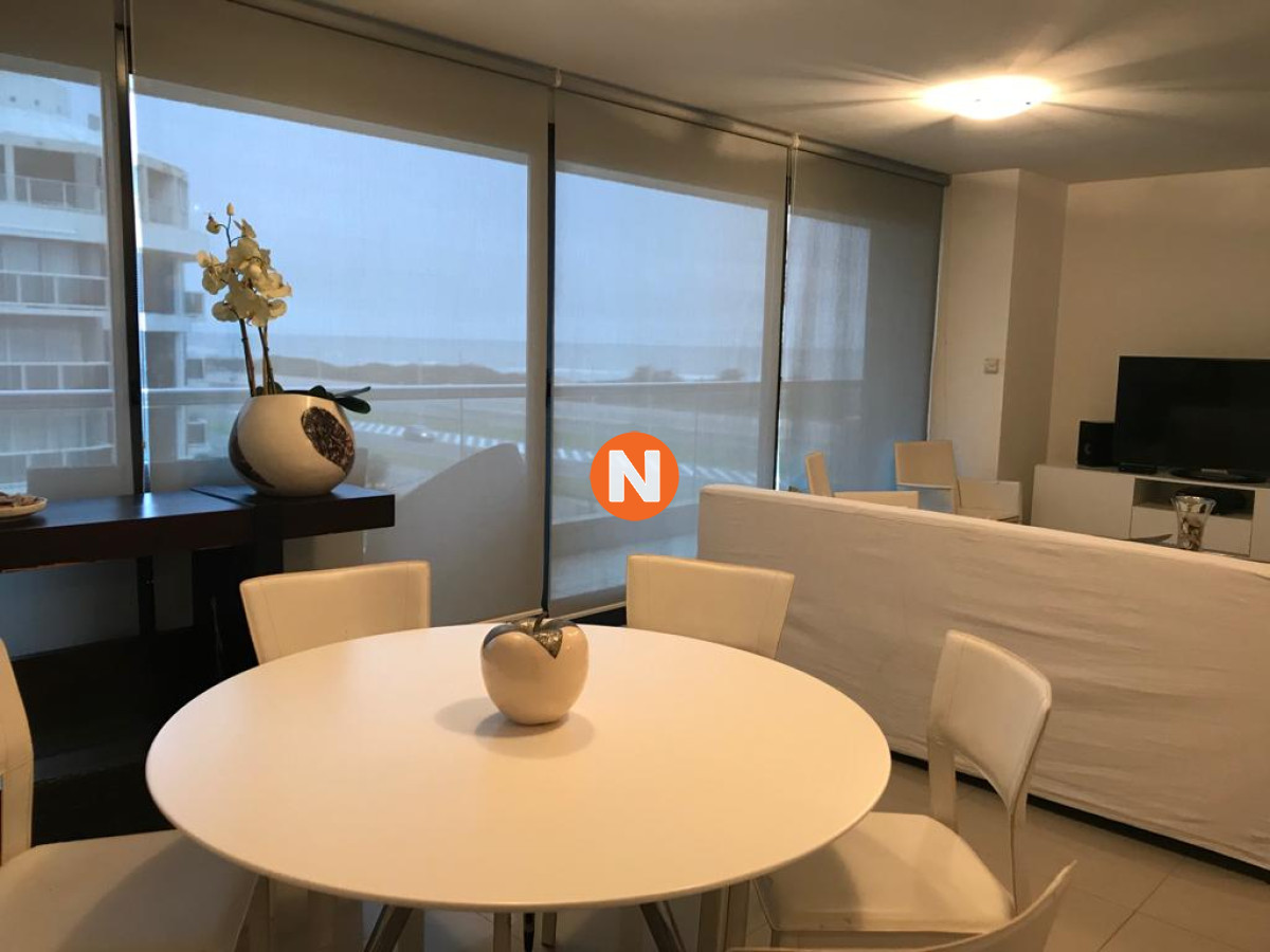 VENTA DE APARTAMENTO DE 2DORMITORIOS EN BRAVA PUNTA DEL ESTE  - NLV221834A