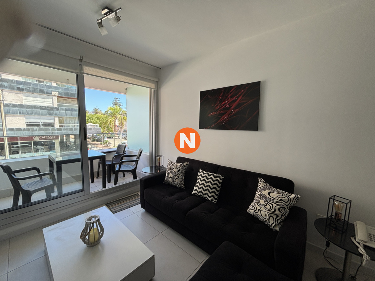 Apartamento en Venta y Alquiler, Peninsula, Punta del Este, 1 Dormitorios. - NLV155890A
