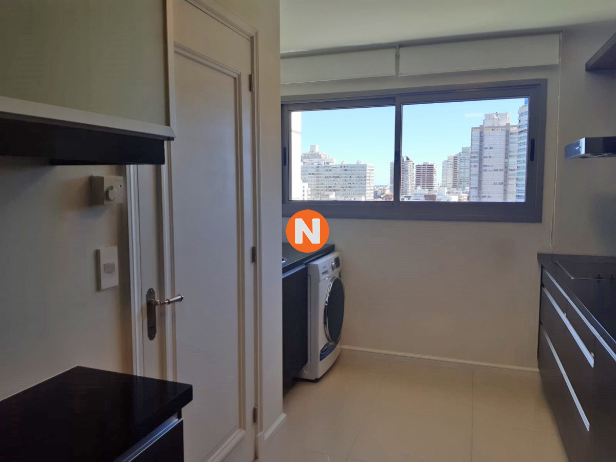 Apartamento Ref.201603 - Apartamento en Venta y Alquiler, Brava, Punta del Este, 2 Dormitorios.