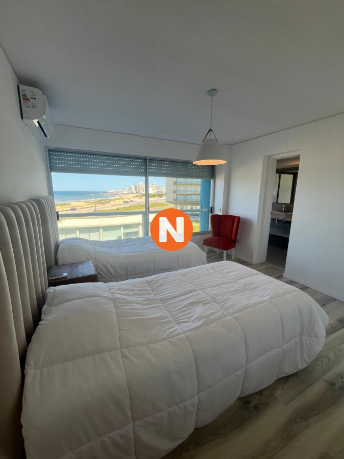 Apartamento Ref.200054 - Apartamento en Venta y Alquiler, Brava, Punta del Este, 4 Dormitorios.