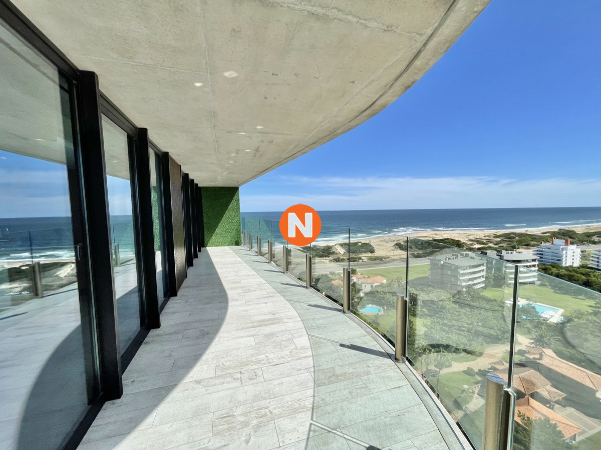 Apartamento Ref.220153 -  APARTAMENTO DE 1 DORMITORIO EN EDIFICIO SURFSIDE  PUNTA DEL ESTE