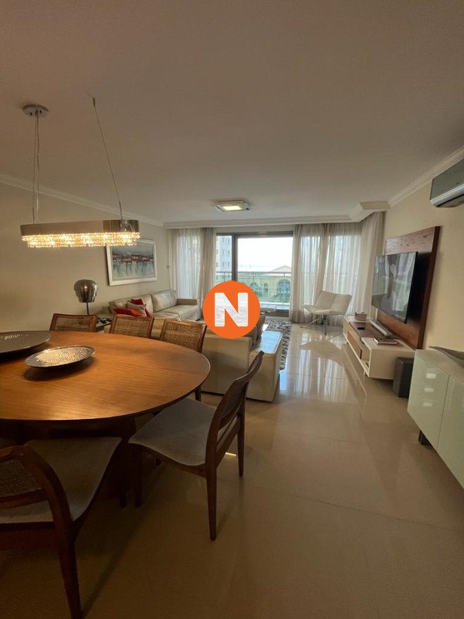 VENTA  Y ALQUILER DE MODERNO APARTAMENTO DE 3 SUITES EN BRAVA  - NLV202353A
