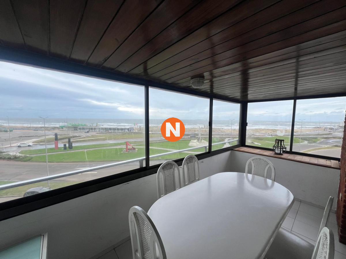Apartamento en Venta, 3 dormitorios - NLV214461A