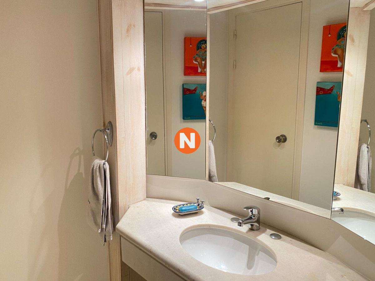 Apartamento Ref.201881 - Apartamento en Venta Playa Brava, Punta del Este, 3 Dormitorios.