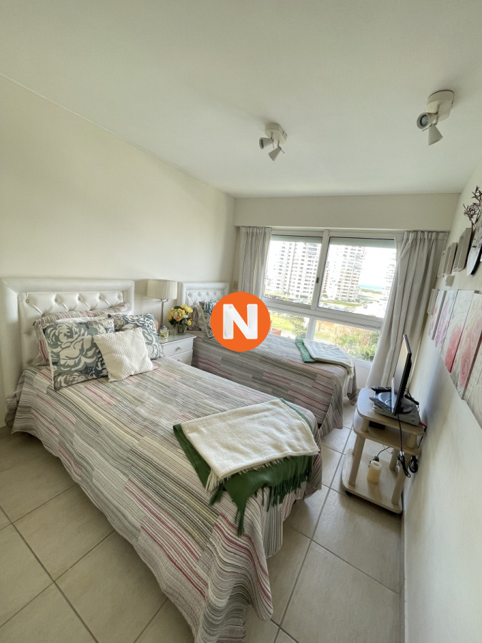 Apartamento Ref.5938 - Apartamento en Venta , Mansa, Punta del Este, 3 Dormitorios.