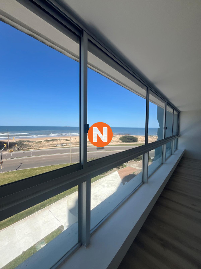 Apartamento Ref.200054 - Apartamento en Venta y Alquiler, Brava, Punta del Este, 4 Dormitorios.