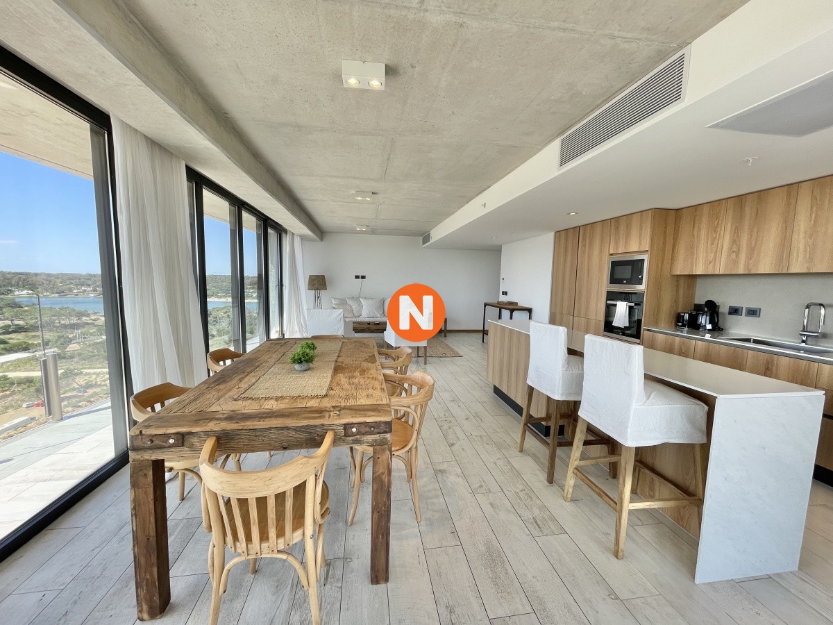 Apartamento Ref.220153 -  APARTAMENTO DE 1 DORMITORIO EN EDIFICIO SURFSIDE  PUNTA DEL ESTE