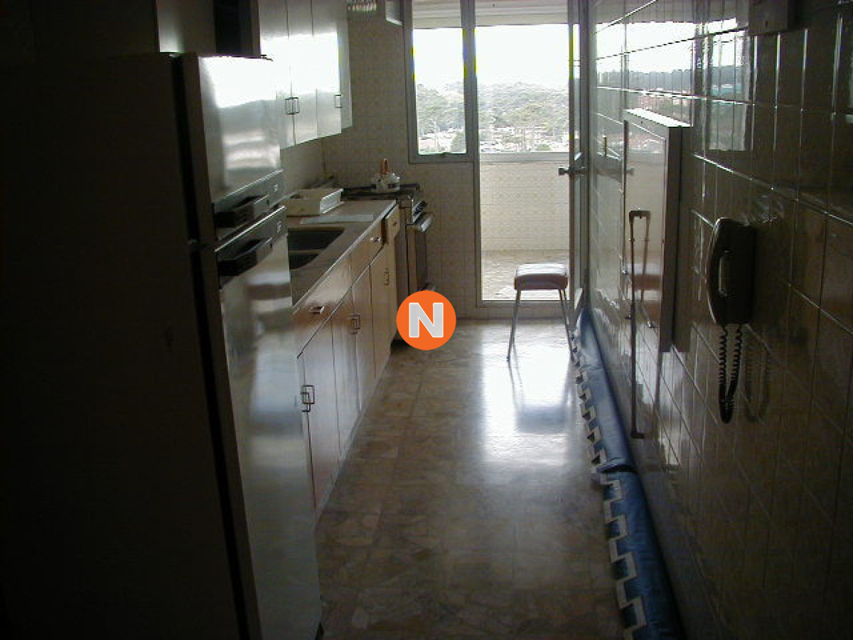 Apartamento Ref.1810 - Apartamento en Venta y Alquiler, Mansa, Punta del Este, 3 Dormitorios.