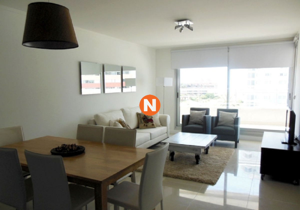 VENTA Y ALQUILER DE APARTAMENTO DE 3 SUITES  EN AIDA GRILL  - NLV201120A