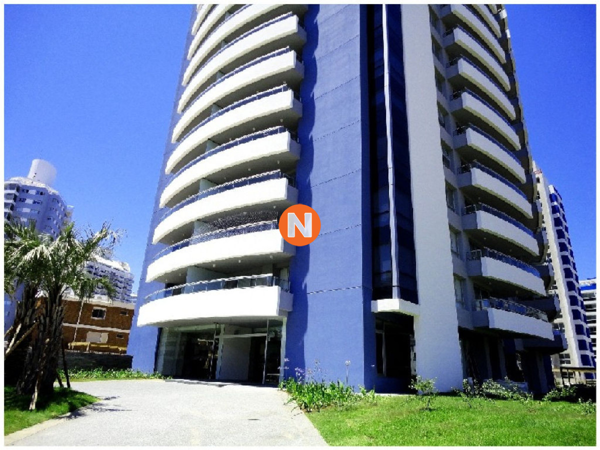 Apartamento Ref.202776 - Apartamento en Venta y Alquiler, Aidy Grill, Punta del Este, 2 Dormitorios.