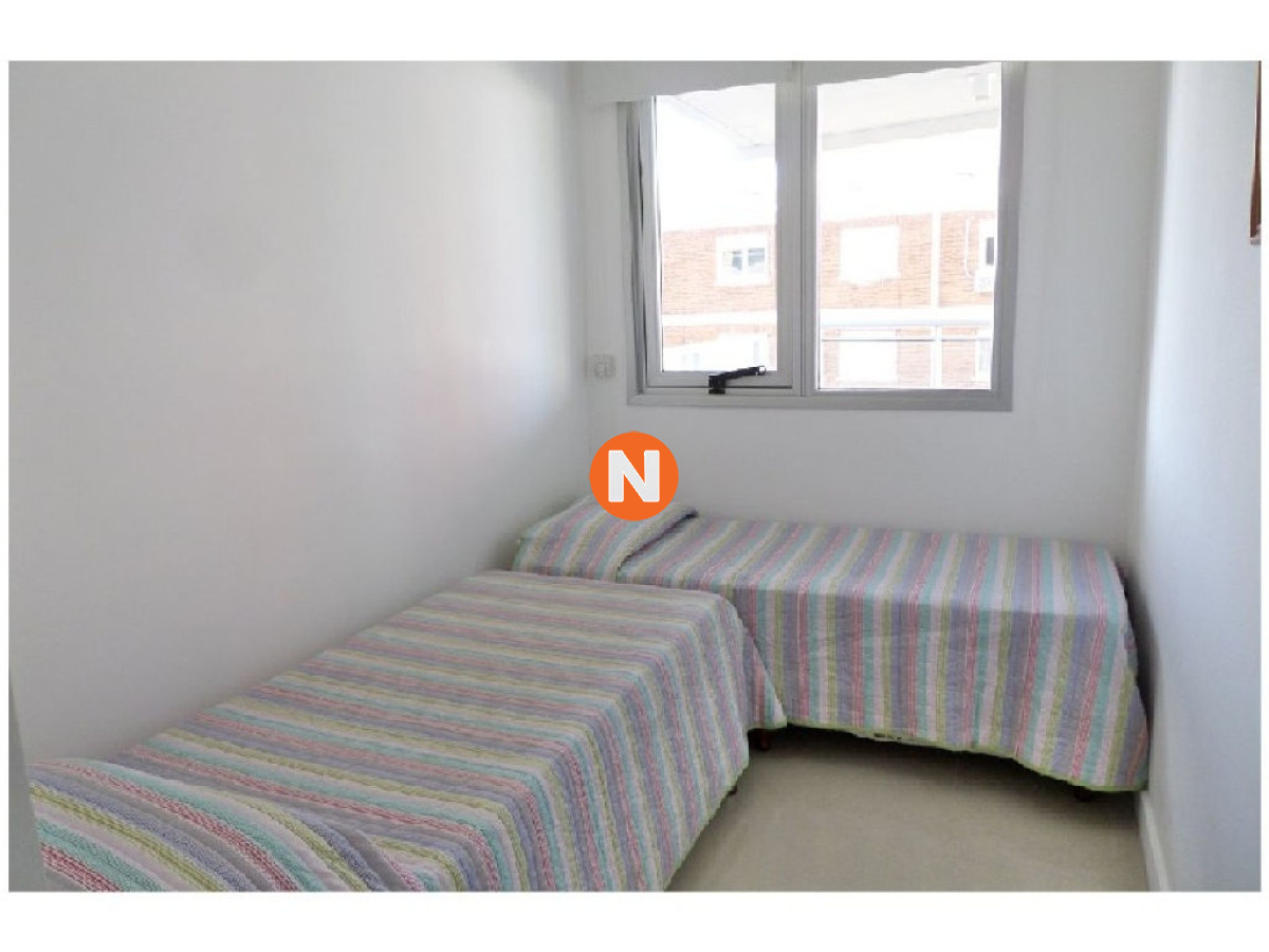 Apartamento Ref.202776 - Apartamento en Venta y Alquiler, Aidy Grill, Punta del Este, 2 Dormitorios.
