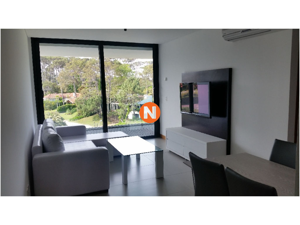 Apartamento en Venta y Alquiler, Mansa, Punta del Este, 1 Dormitorios. - NLV203185A