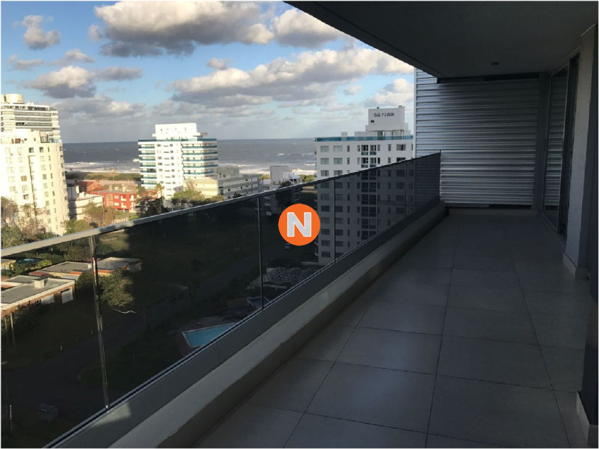 Apartamento en Venta, Brava, Punta del Este, 2 Dormitorios. - NLV204247A