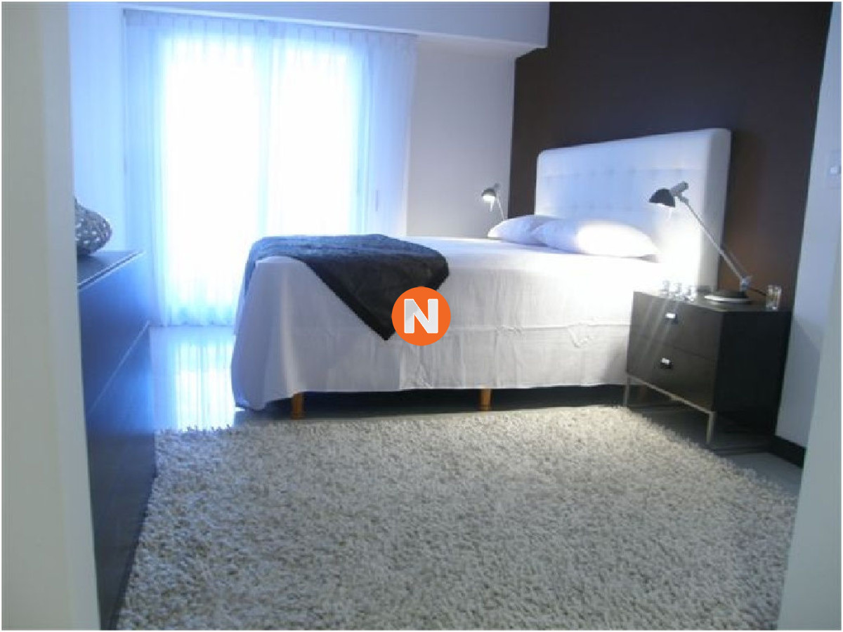 Apartamento Ref.8537 - Apartamento en Venta y Alquiler, Mansa, Punta del Este, 2 Dormitorios.