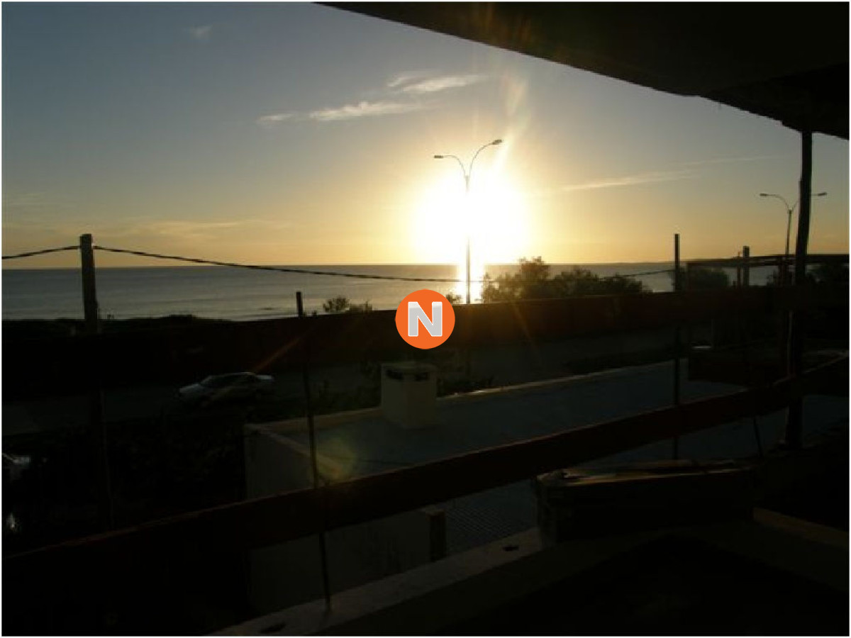 Apartamento Ref.8537 - Apartamento en Venta y Alquiler, Mansa, Punta del Este, 2 Dormitorios.