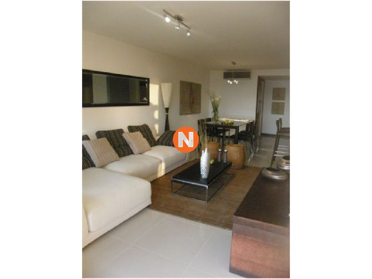 Apartamento Ref.8537 - Apartamento en Venta y Alquiler, Mansa, Punta del Este, 2 Dormitorios.