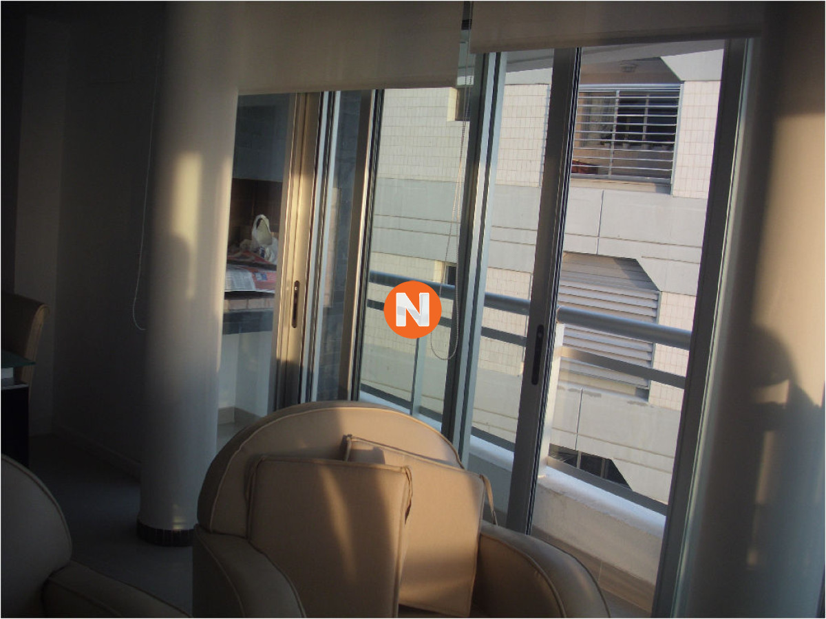 Apartamento Ref.8537 - Apartamento en Venta y Alquiler, Mansa, Punta del Este, 2 Dormitorios.