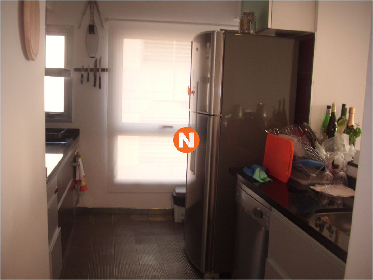 Apartamento Ref.8537 - Apartamento en Venta y Alquiler, Mansa, Punta del Este, 2 Dormitorios.
